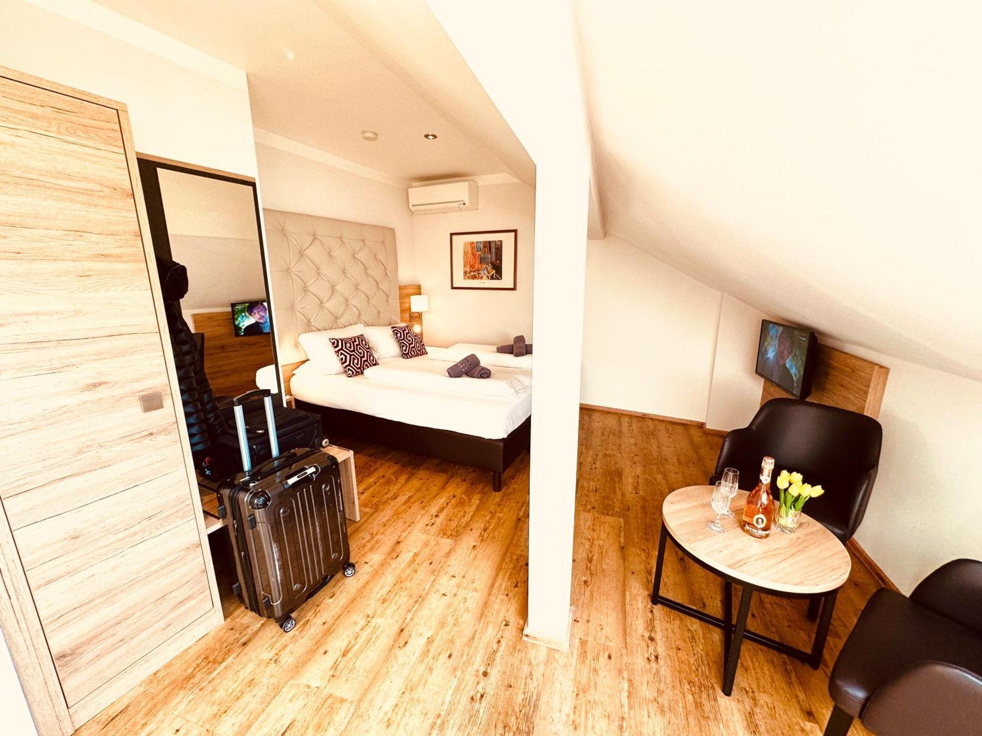 Hotel Am Markt Bacharach Zewnętrze zdjęcie