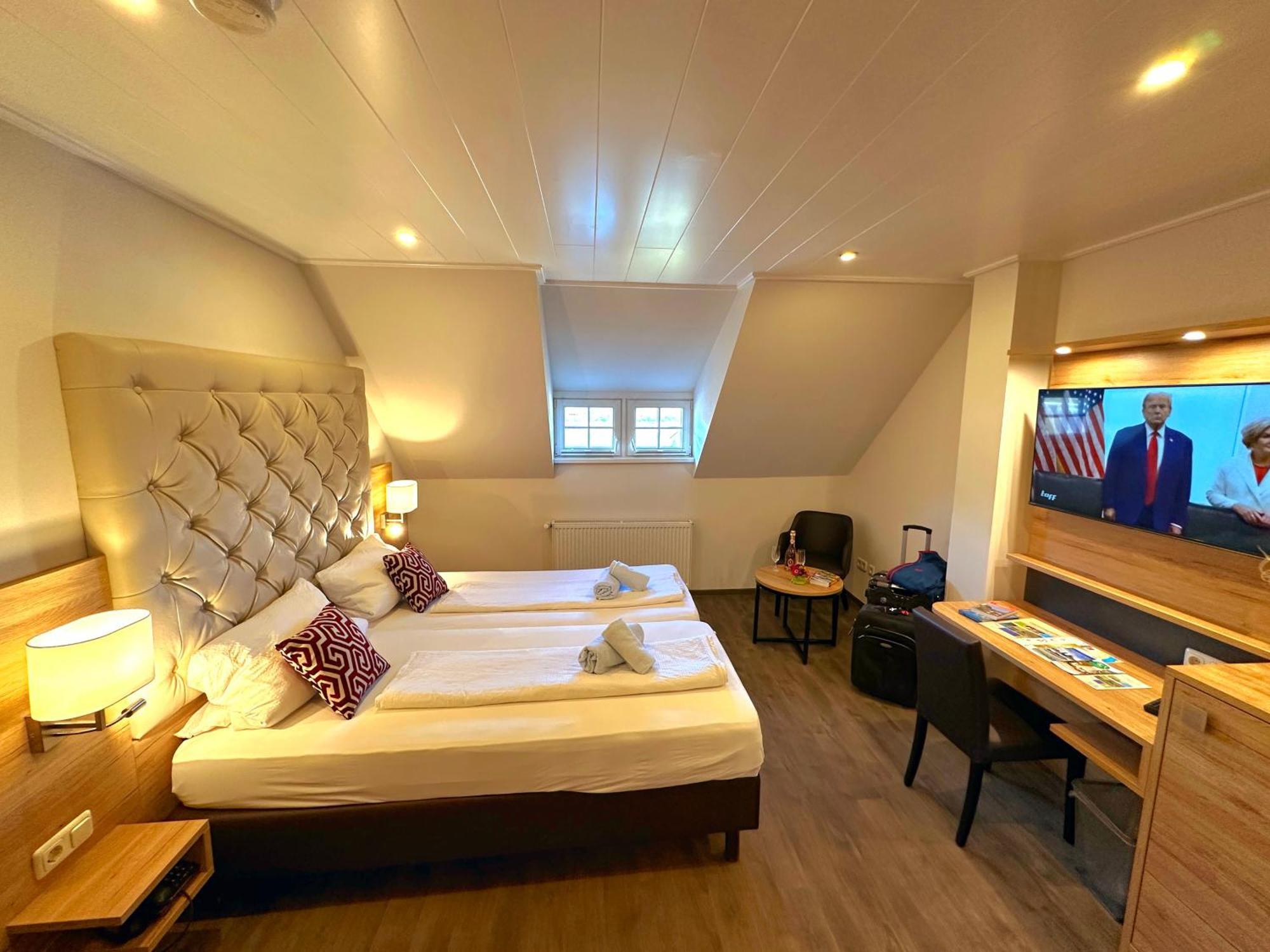 Hotel Am Markt Bacharach Zewnętrze zdjęcie